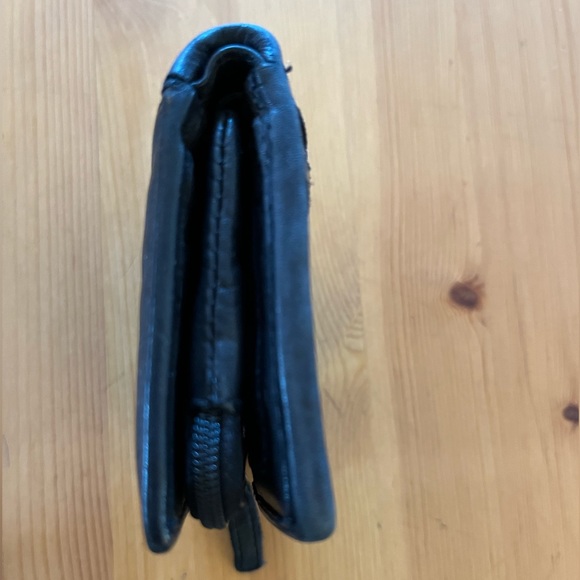 Small black leather weaved wallet - Picture 3 of 11